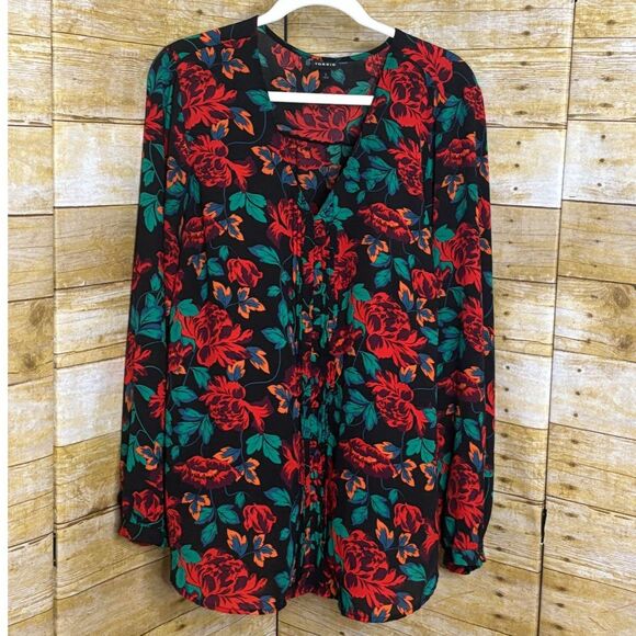 TORRID GEORGETTE PINTUCK BUTTON FRONT CASUAL SEMI SHEER FLORAL BLOUSE SZ. 2(2X) - Picture 1 of 4